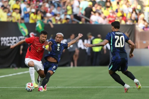 1 de 1 brasil-x-egito-wesley - Foto: Kirk Irwin/Getty Images