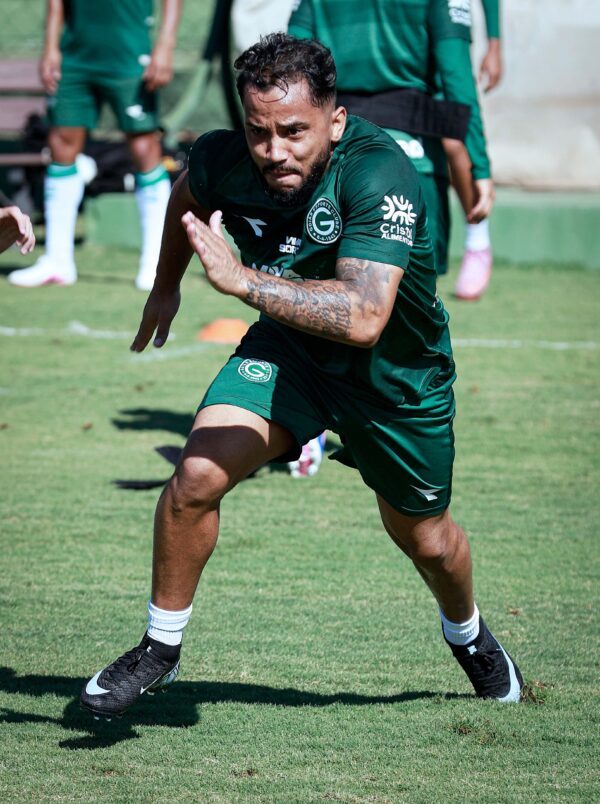 1 de 1 Lourenço volta a ser relacionado — Foto: Rosiron Rodrigues / Goiás E.C.