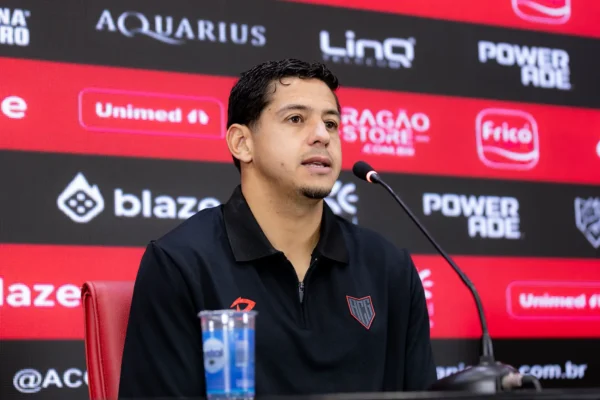 Meia Guilherme Marques - Atlético Goianiense (Foto - Raphael Teixeira)