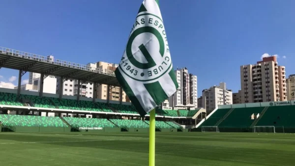 Estádio Hailé PInheiro - Serrinha (Foto - Rosiron Rodrigues)