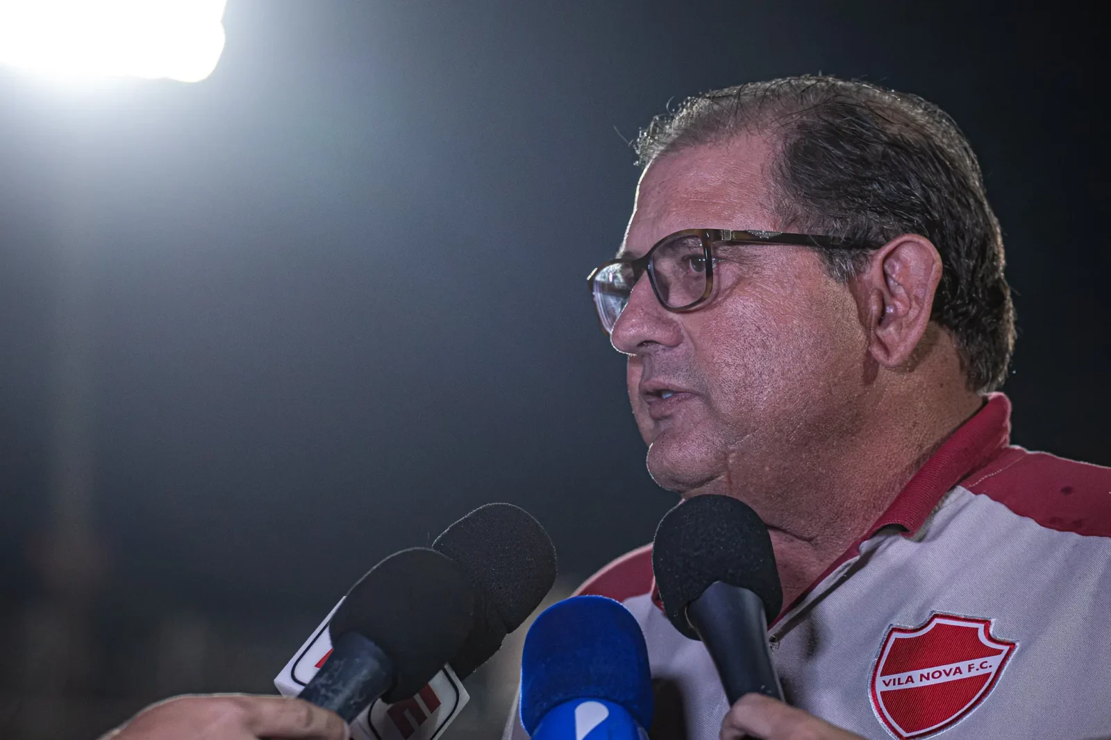 Técnico Guto Ferreira - Vila Nova (Foto - Roberto Corrêa)